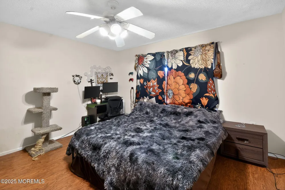 804 Ivy Court Jackson, NJ 08527