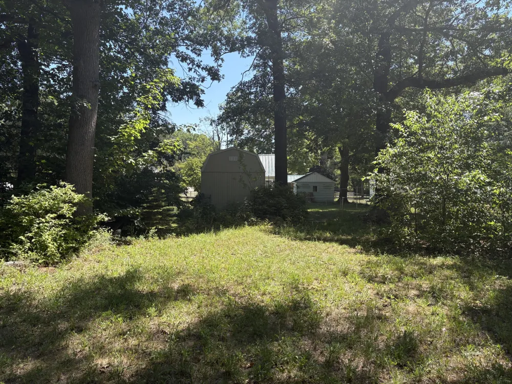 575 S Wolf Lake Road Egelston Township, MI 49442