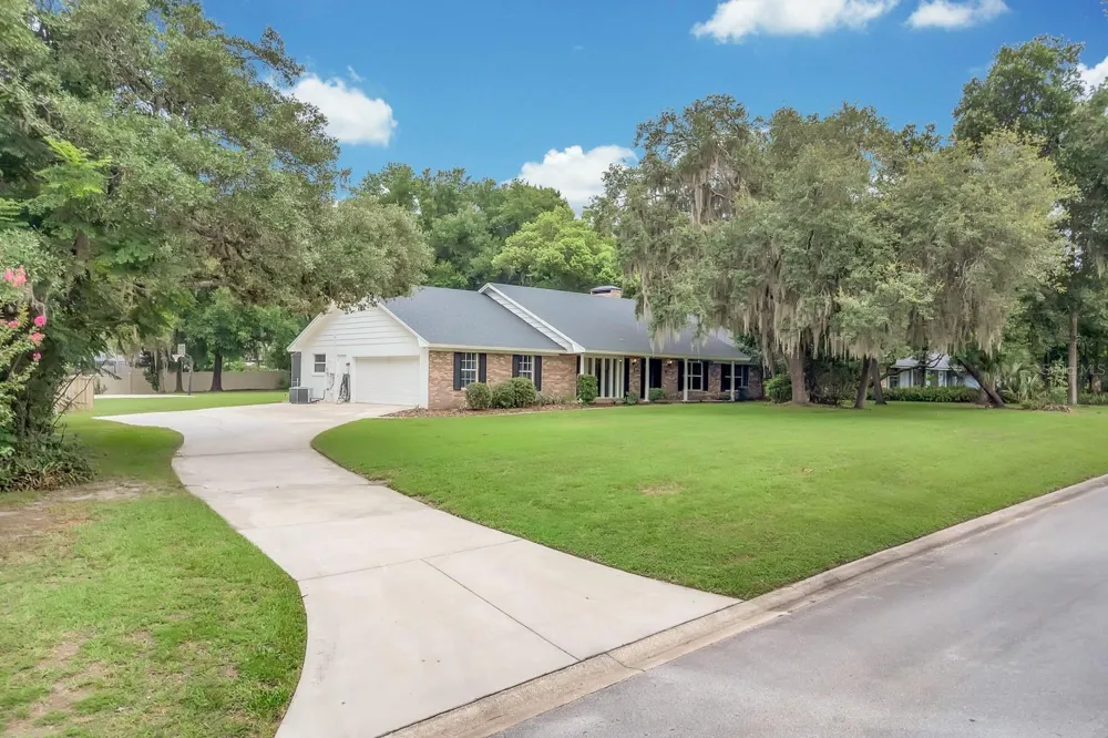 112 FOREST PARK COURT Longwood, FL 32779