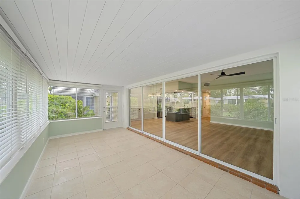 5865 TIDEWOOD AVENUE #8 Sarasota, FL 34231