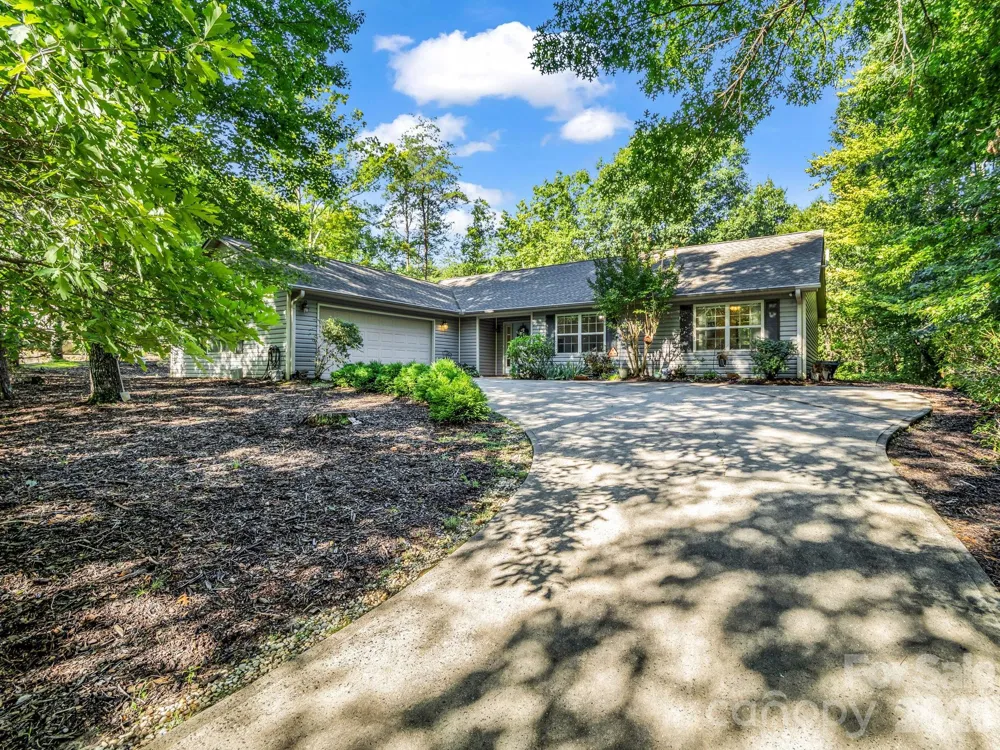 141 Dalton Court Lake Lure, NC 28746