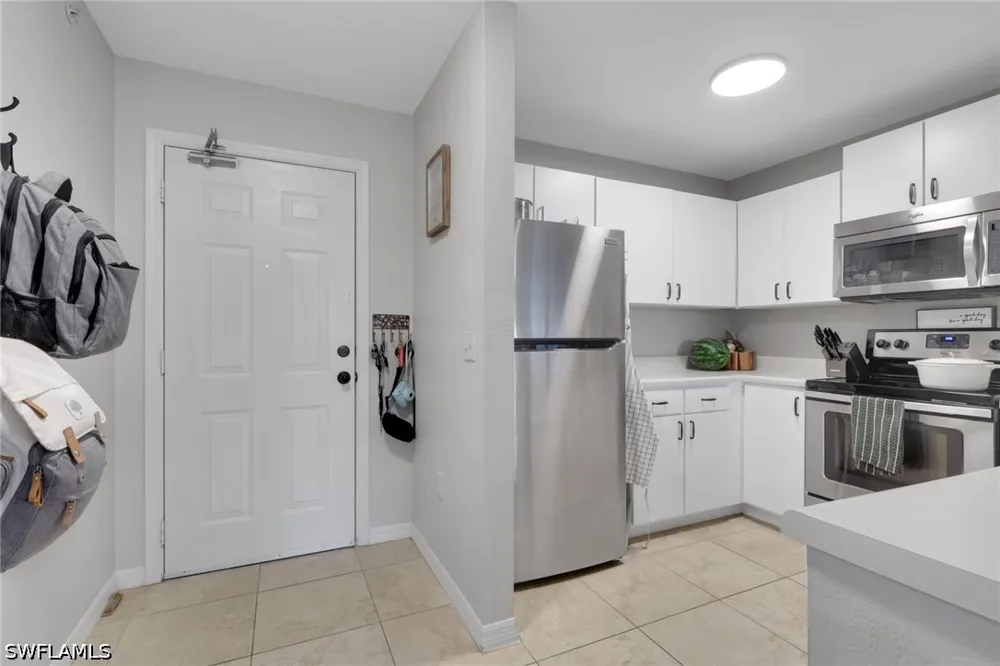 Key Royal Circle #1723 Naples, FL 34119