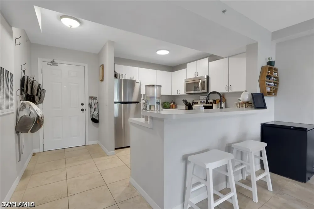 Key Royal Circle #1723 Naples, FL 34119