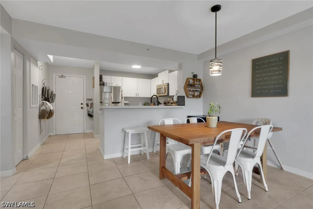 Key Royal Circle #1723 Naples, FL 34119