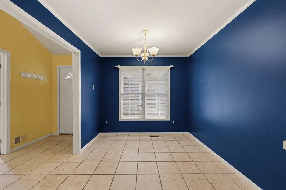 208 Pierce Lake Drive Chelsea, MI 48118