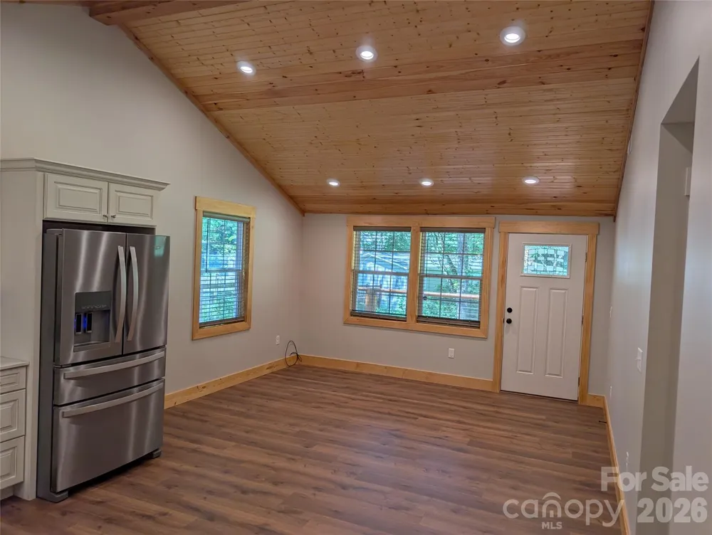 522 Brandon Road Black Mountain, NC 28711