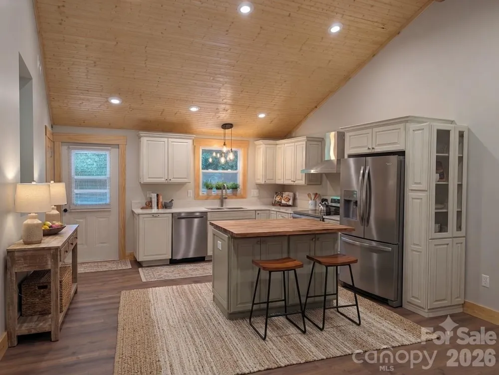 522 Brandon Road Black Mountain, NC 28711