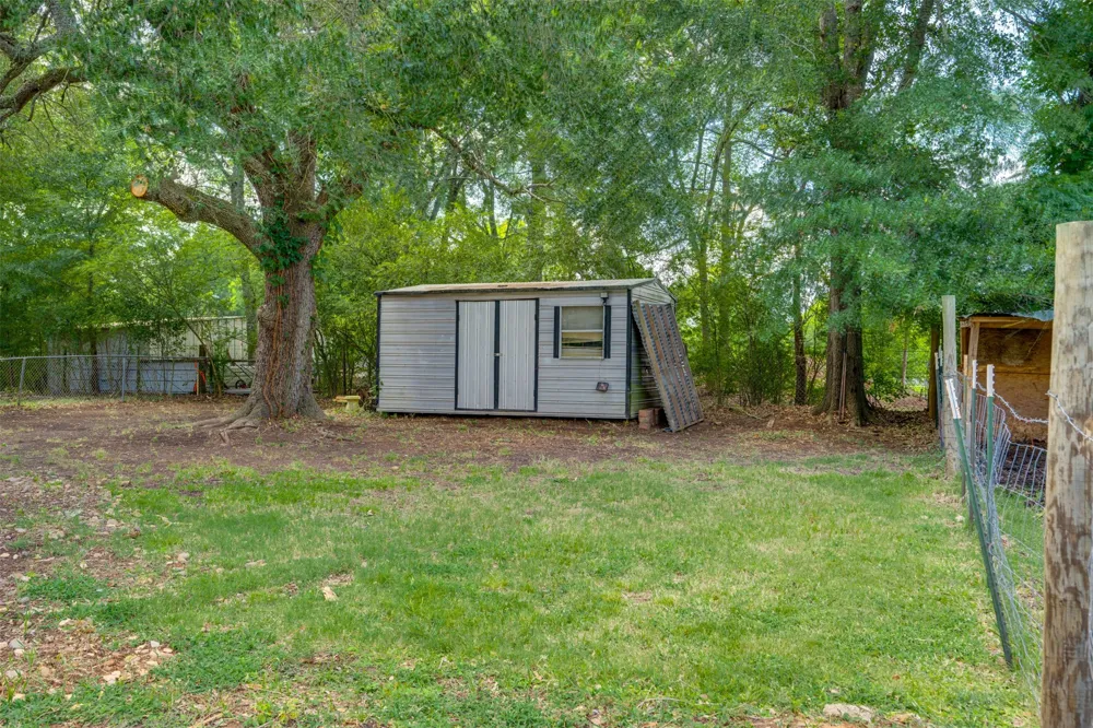 307 Daingerfield Street Naples, TX 75568