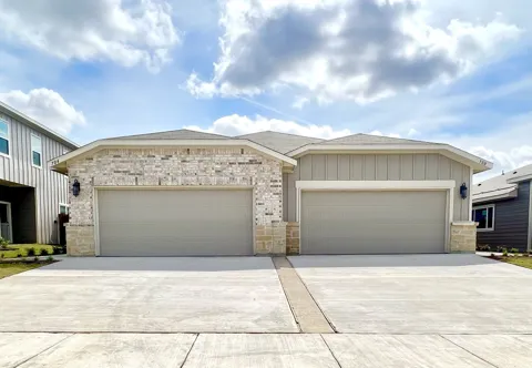 609 Blackland Drive