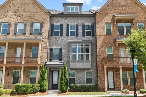 5090 Pinckney Lane