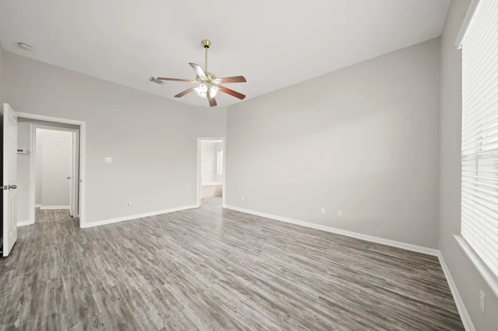 4035 E Teal Estates Circle Fresno, TX 77545