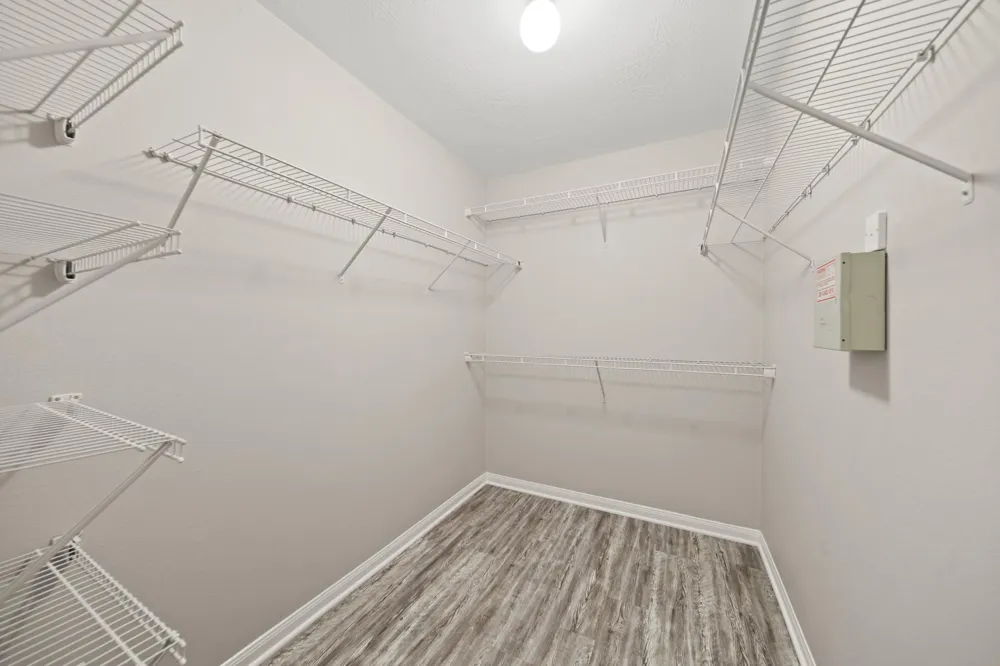 4035 E Teal Estates Circle Fresno, TX 77545