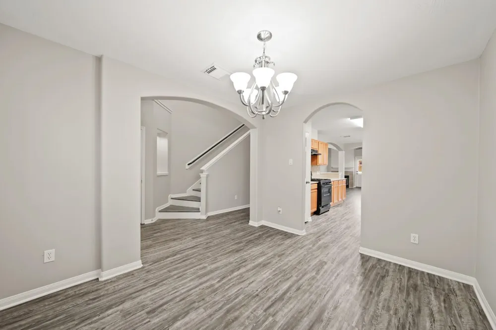 4035 E Teal Estates Circle Fresno, TX 77545