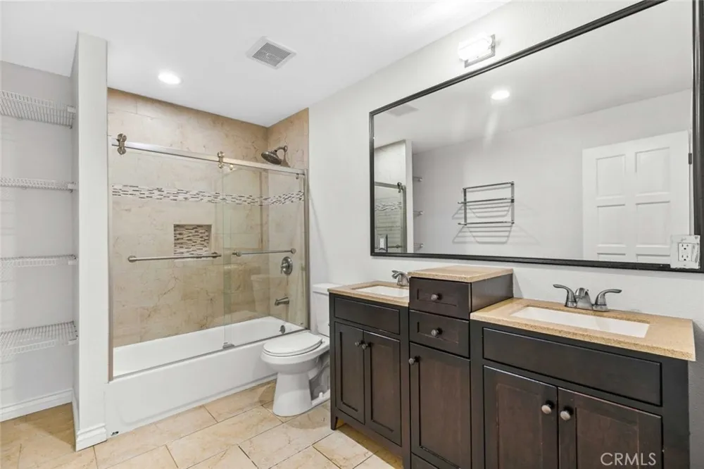 631 Caleb Street Glendale, CA 91202