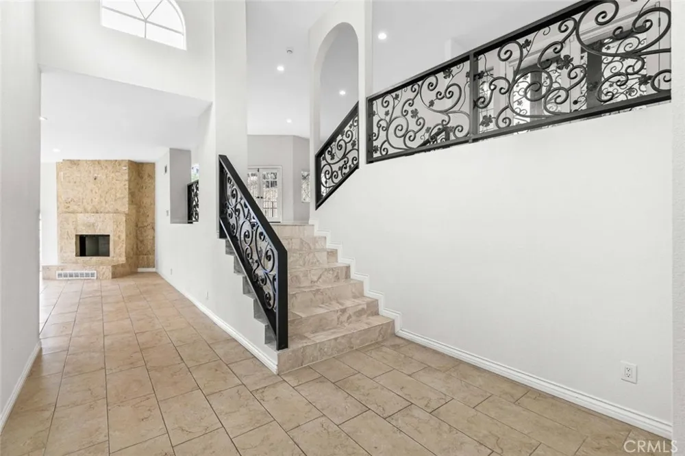 631 Caleb Street Glendale, CA 91202