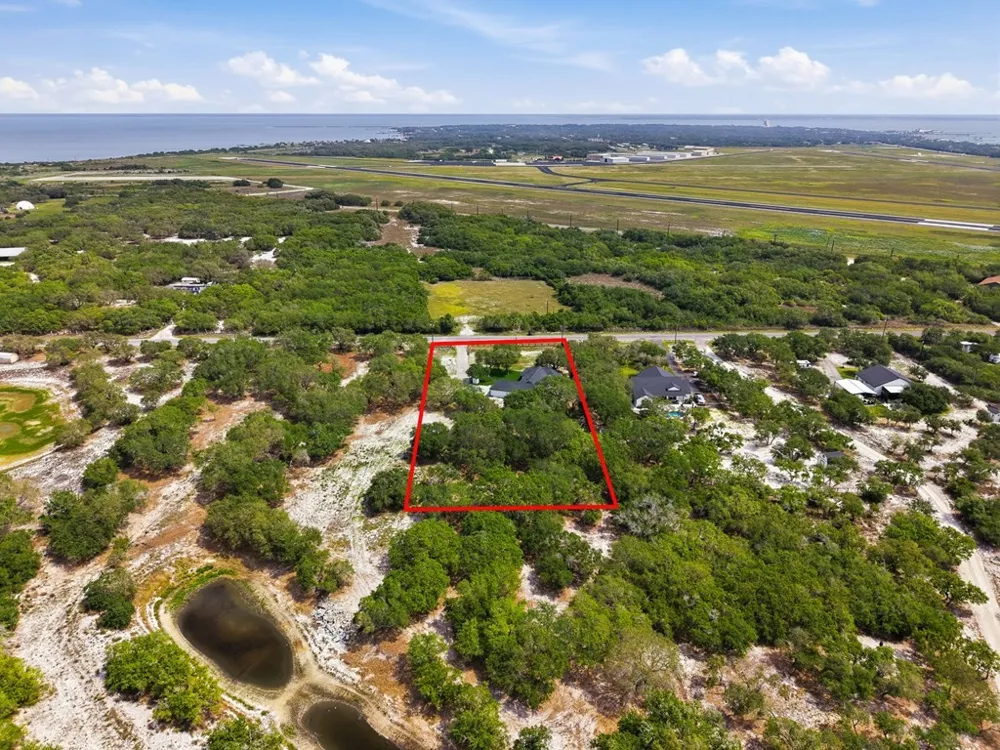 150 Wishert Rd Rockport, TX 78382