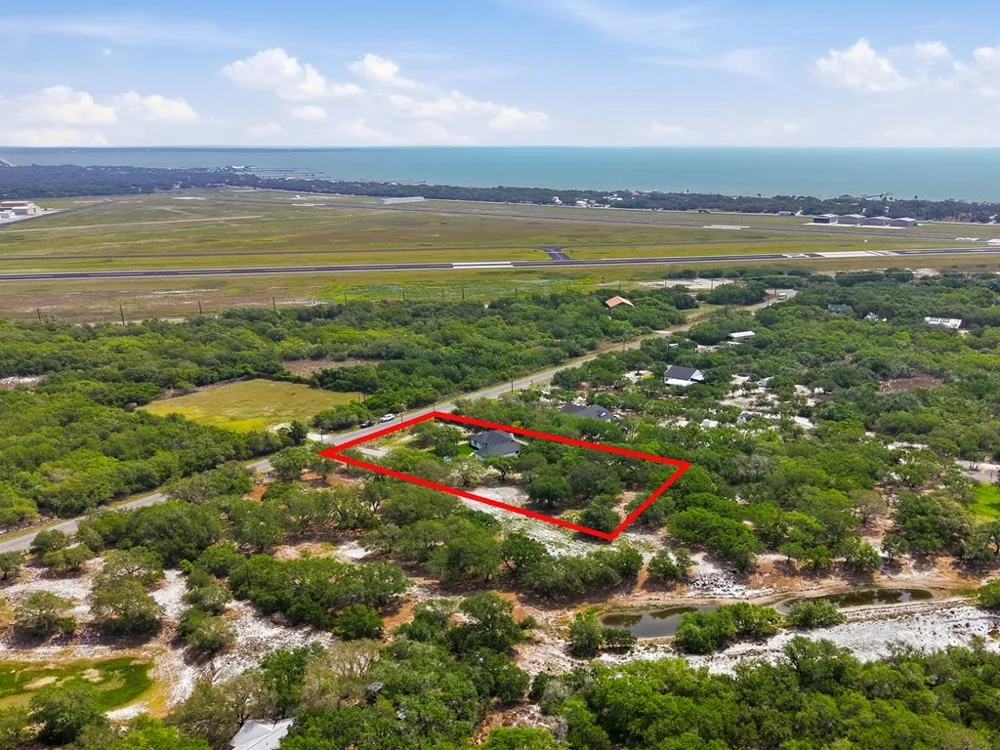 150 Wishert Rd Rockport, TX 78382