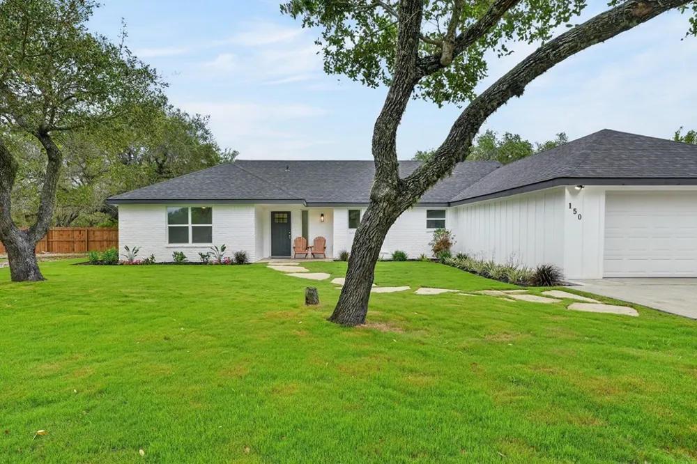 150 Wishert Rd Rockport, TX 78382