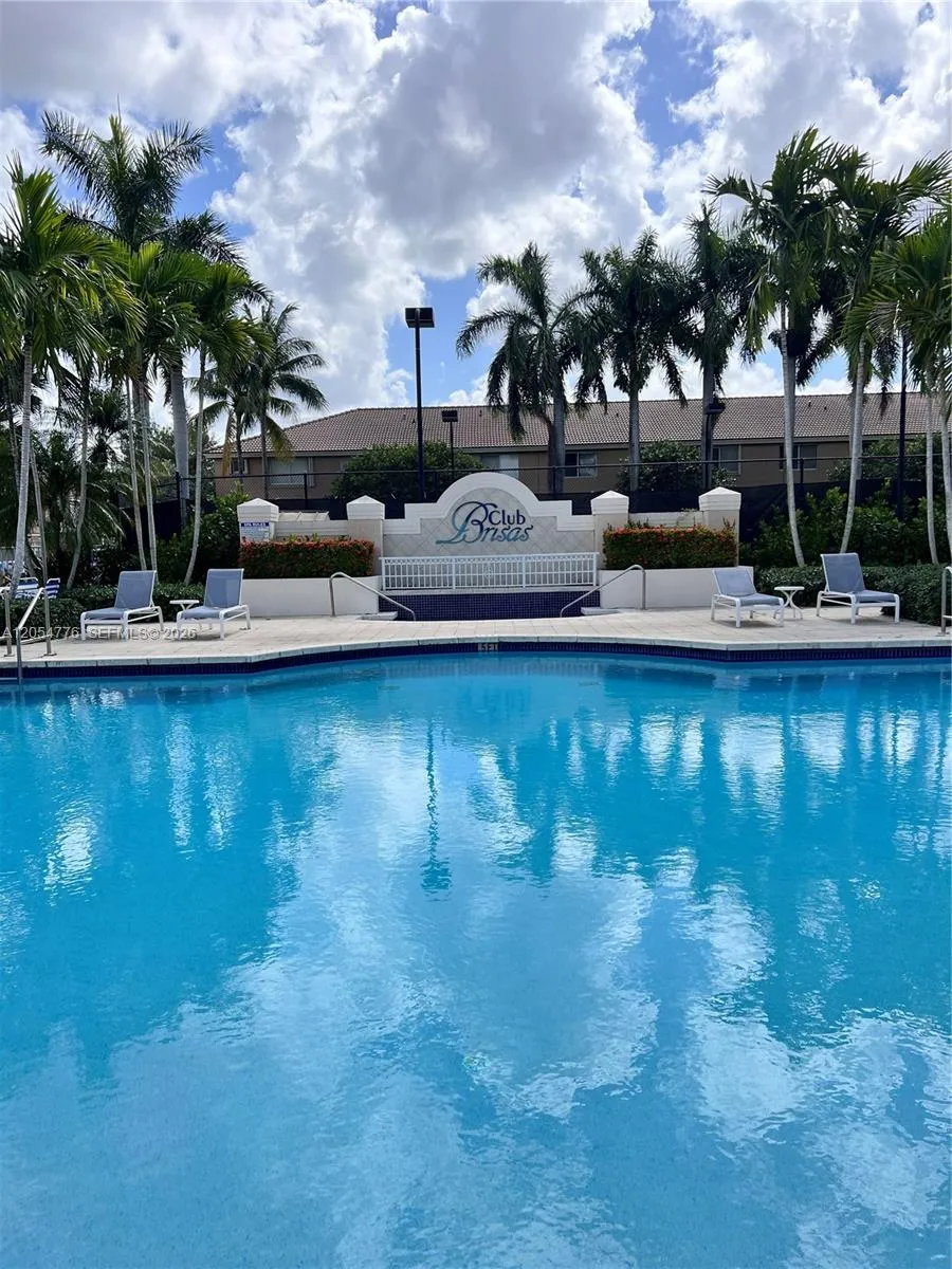 5707 NW 114th Ct #107 Doral, FL 33178
