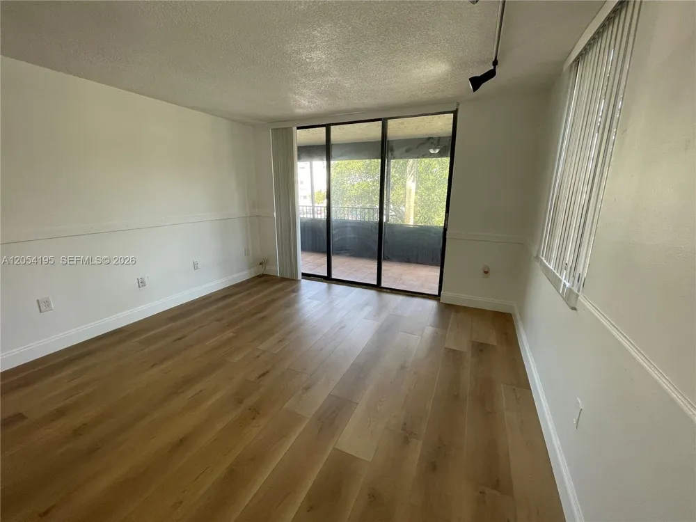 16220 NW 2nd Ave #312 Miami, FL 33169