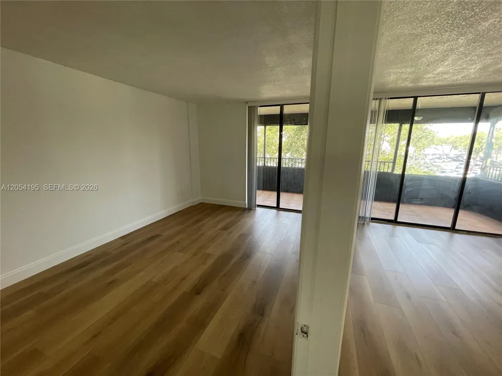 16220 NW 2nd Ave #312 Miami, FL 33169
