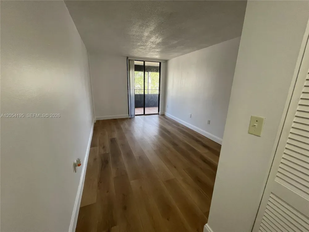16220 NW 2nd Ave #312 Miami, FL 33169