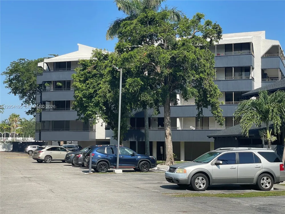 16220 NW 2nd Ave #312 Miami, FL 33169