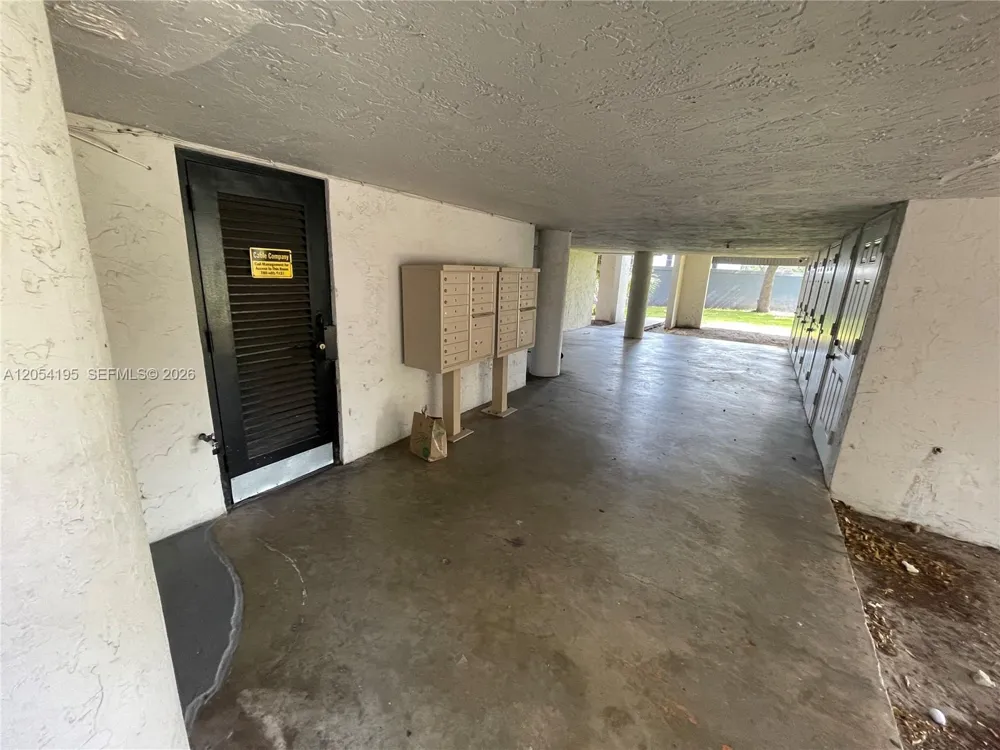 16220 NW 2nd Ave #312 Miami, FL 33169