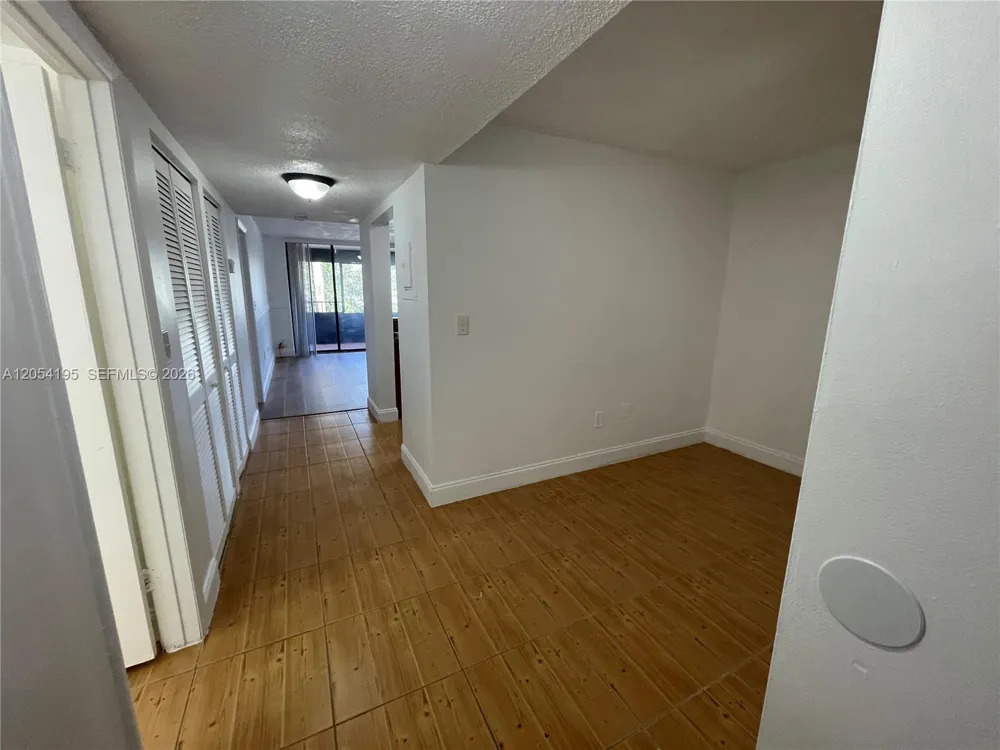 16220 NW 2nd Ave #312 Miami, FL 33169