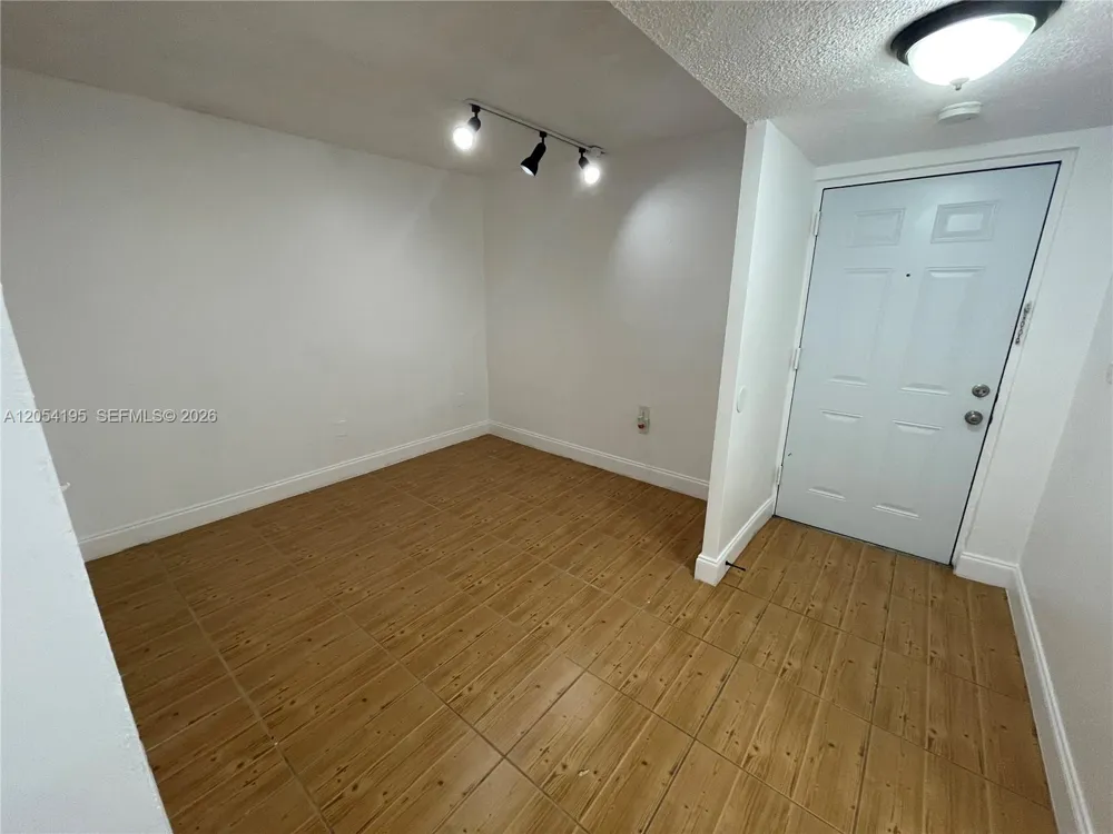 16220 NW 2nd Ave #312 Miami, FL 33169