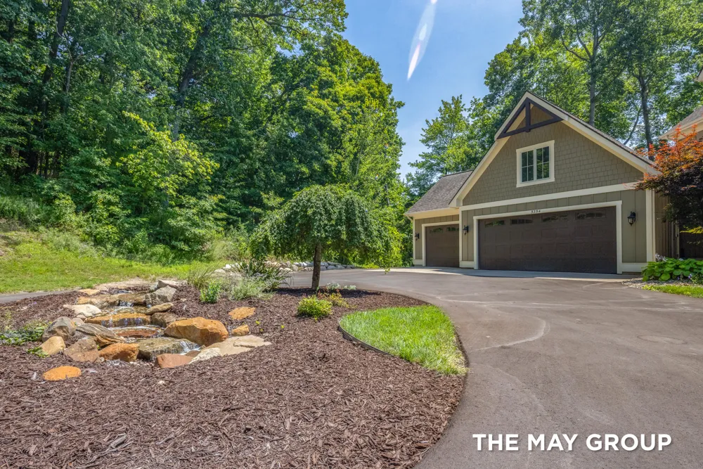 5354 Pinnacle Point Drive NE Ada, MI 49301