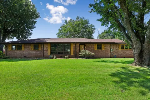 203 Kelly Dr