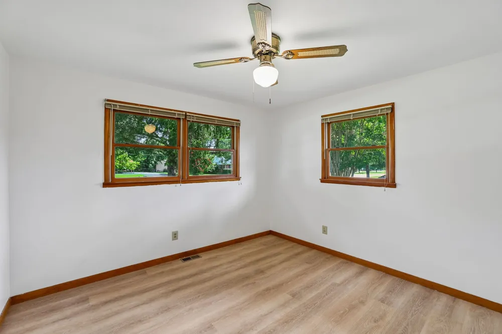 203 Kelly Dr Decherd, TN 37324