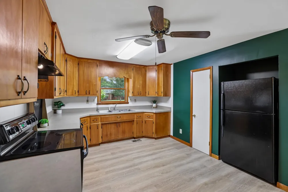 203 Kelly Dr Decherd, TN 37324