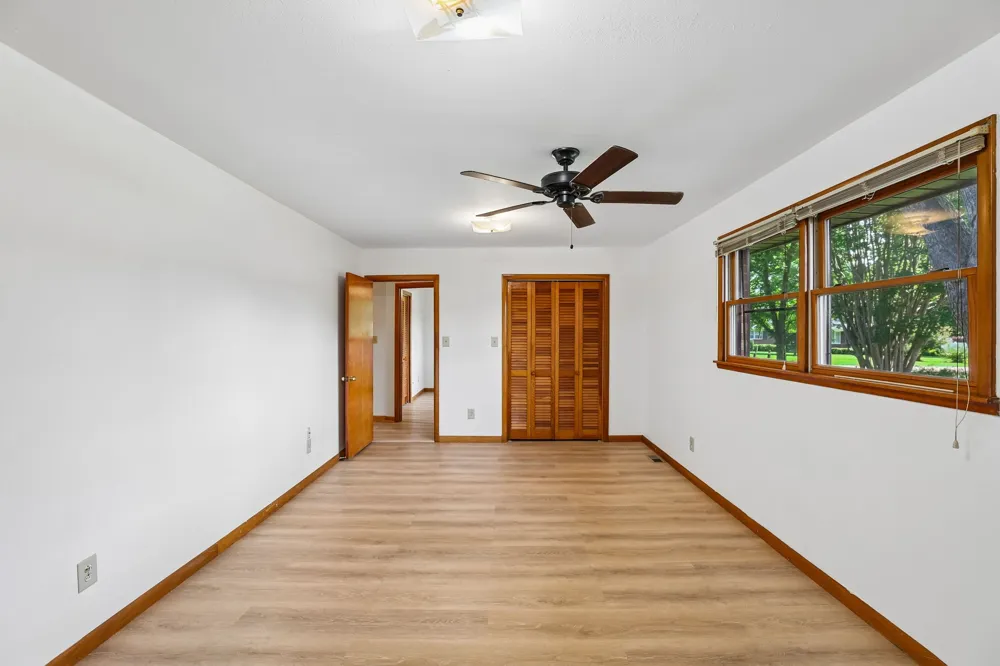 203 Kelly Dr Decherd, TN 37324