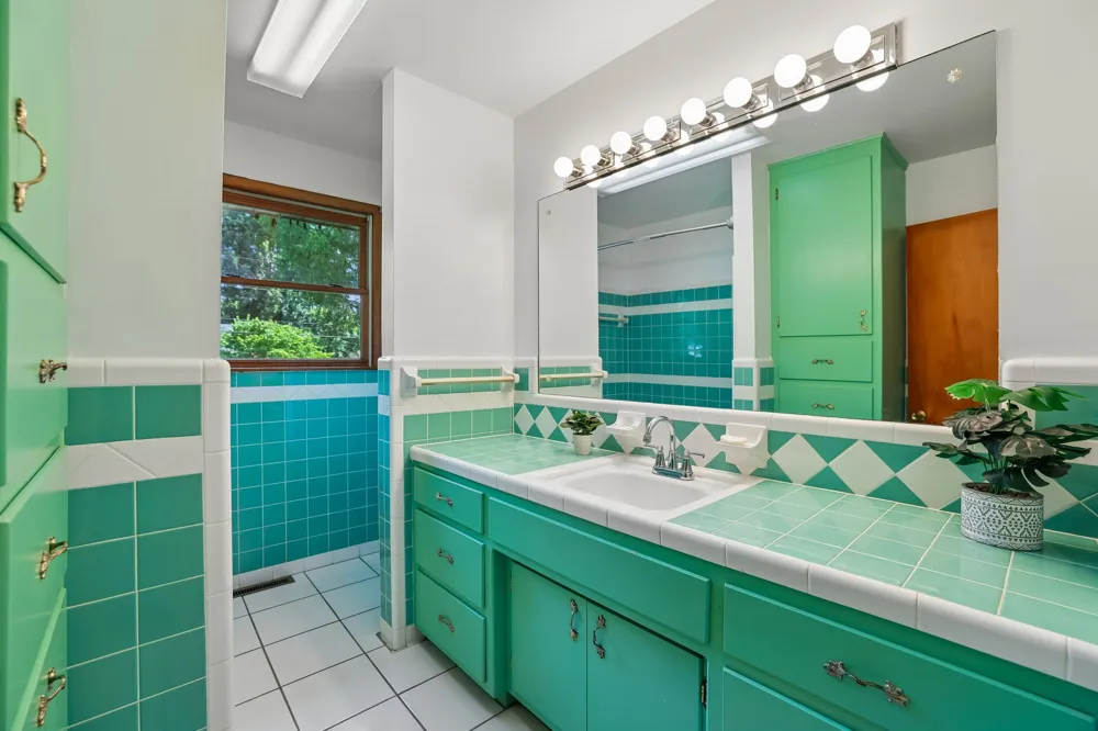 203 Kelly Dr Decherd, TN 37324