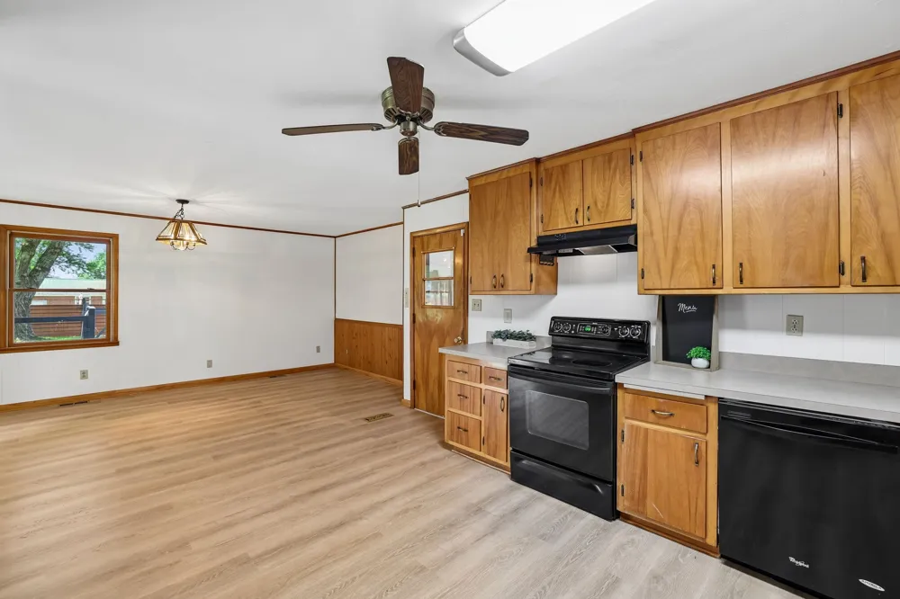 203 Kelly Dr Decherd, TN 37324