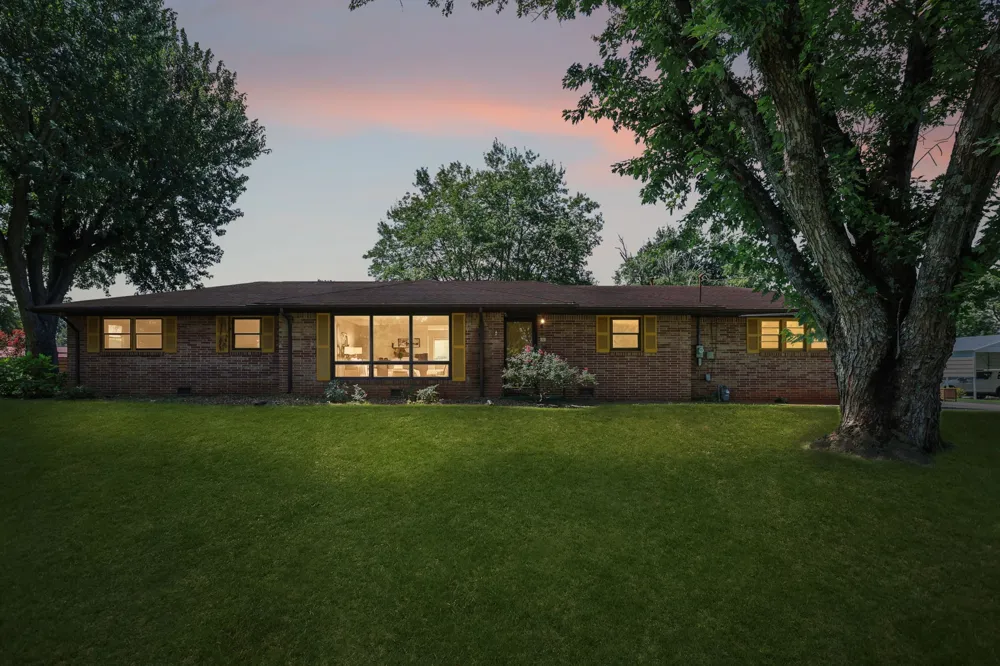 203 Kelly Dr Decherd, TN 37324