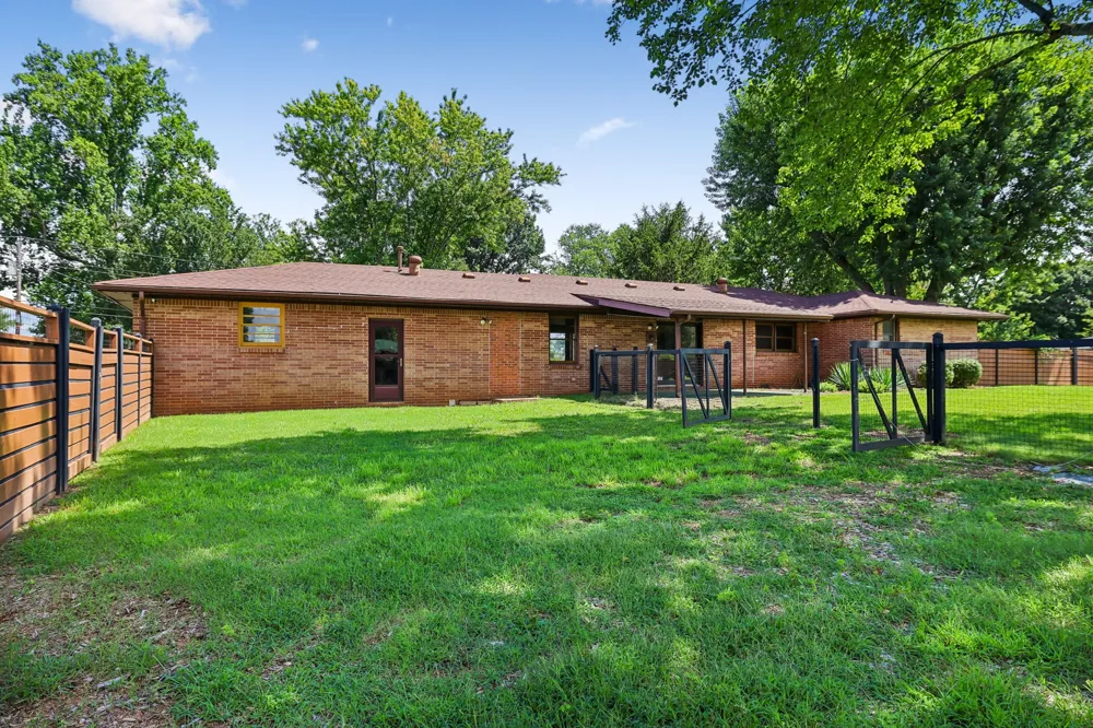 203 Kelly Dr Decherd, TN 37324