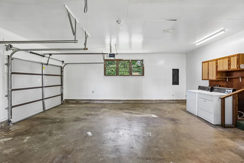 203 Kelly Dr Decherd, TN 37324