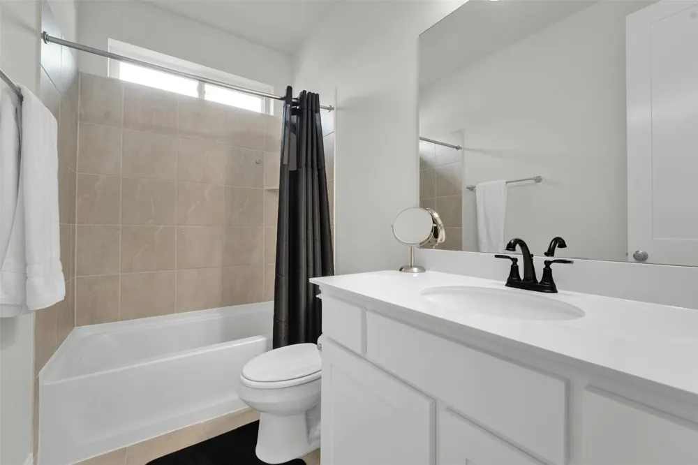 3520 Helios Lane Corinth, TX 76208