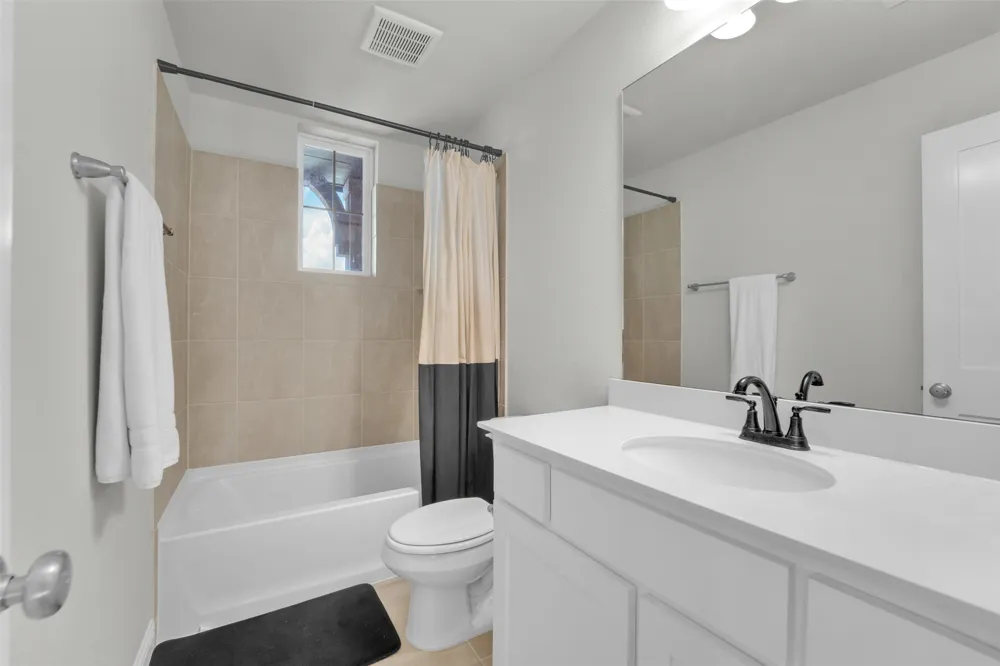 3520 Helios Lane Corinth, TX 76208