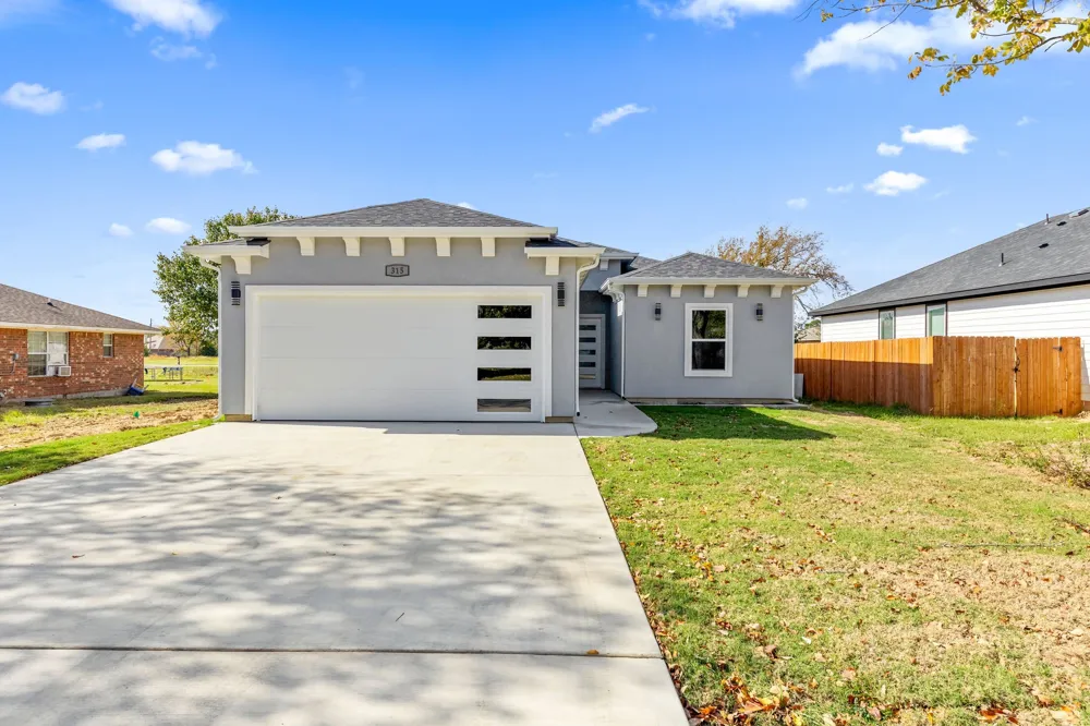 315 Windjammer Road Gun Barrel City, TX 75156
