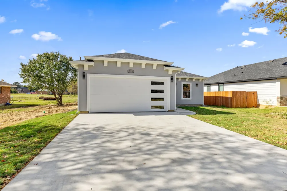 315 Windjammer Road Gun Barrel City, TX 75156
