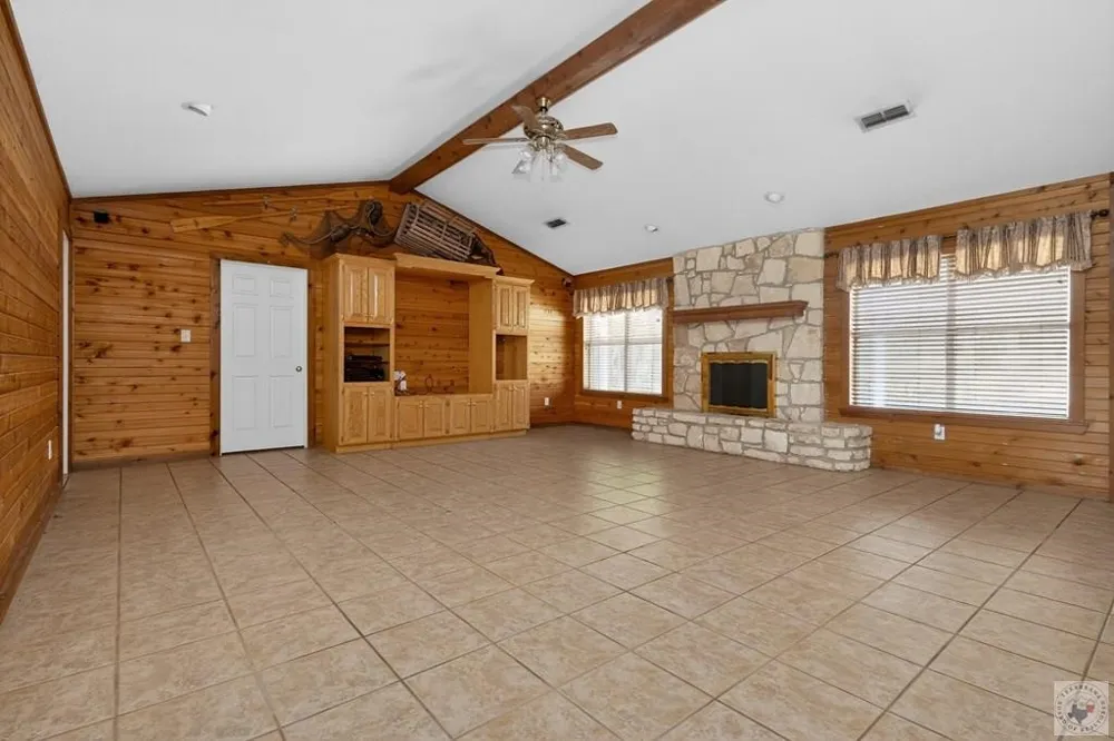 100 Barfield Lane New Boston, TX 75570