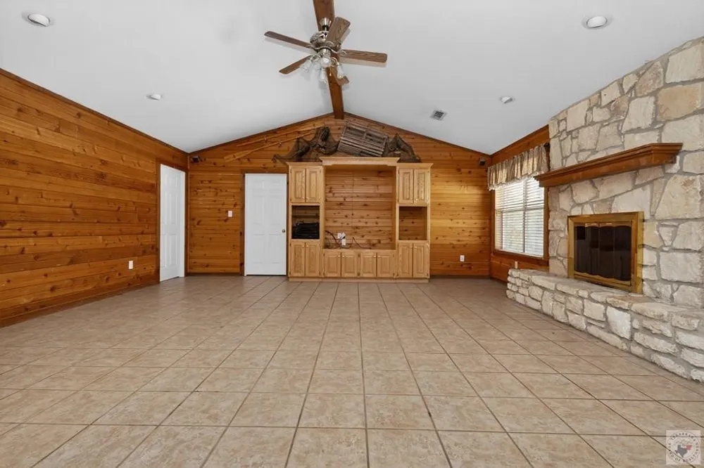 100 Barfield Lane New Boston, TX 75570