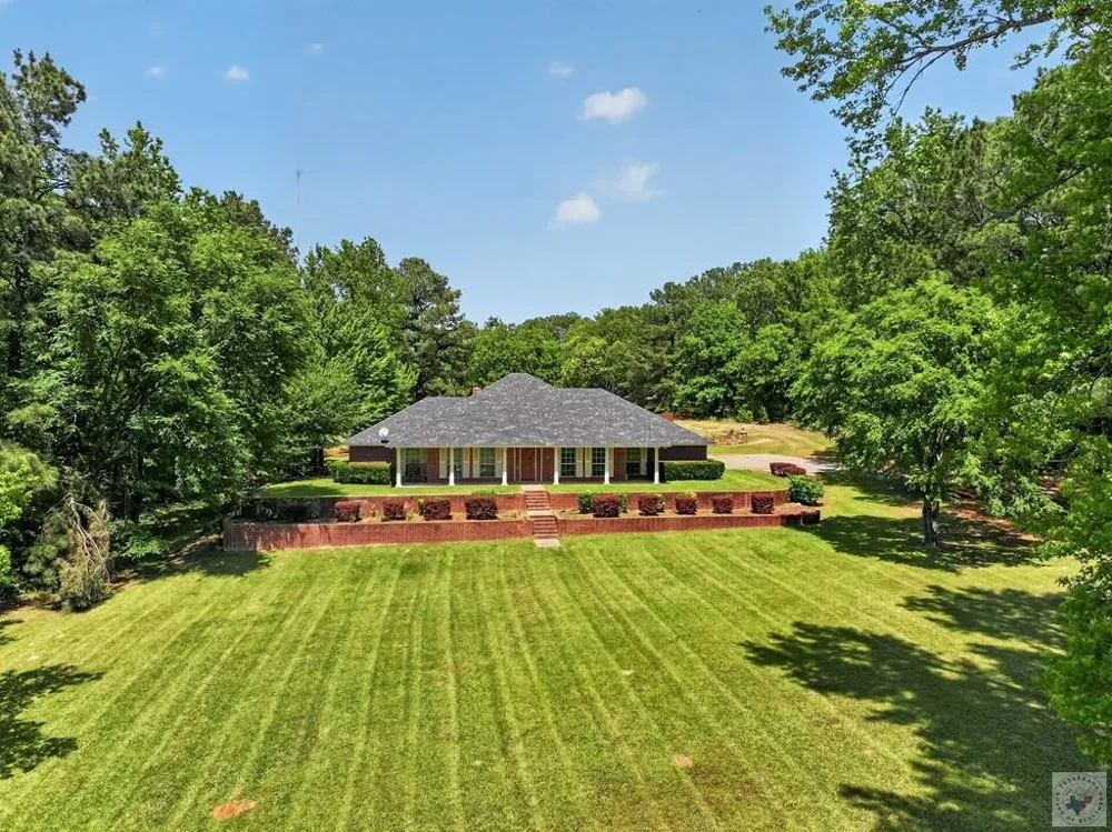 100 Barfield Lane New Boston, TX 75570