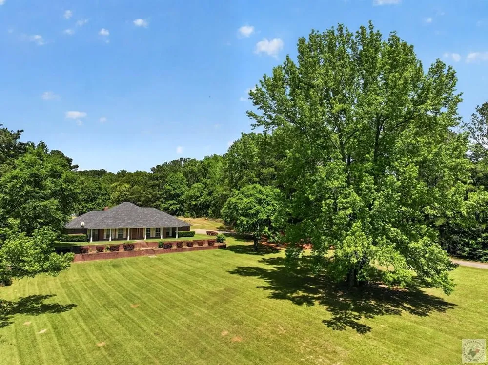 100 Barfield Lane New Boston, TX 75570