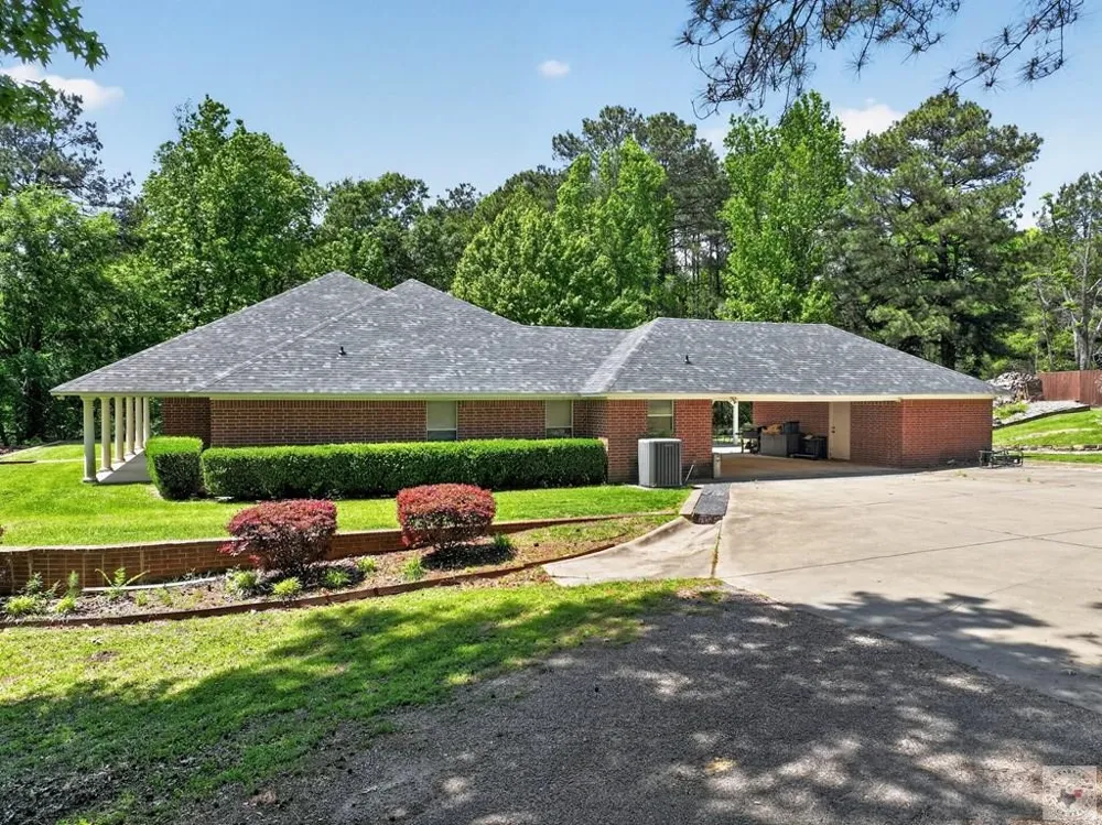 100 Barfield Lane New Boston, TX 75570