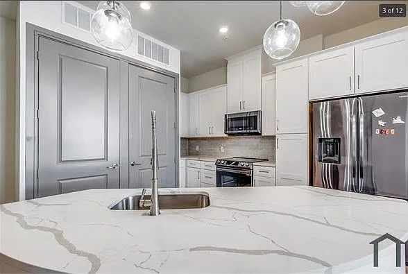 2700 Old Denton Road #3350 Carrollton, TX 75007